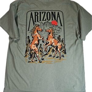 Arizona Shirt Mens XL Green Graphic‎ Horses Western Cowboy Desert Crewneck Tee
